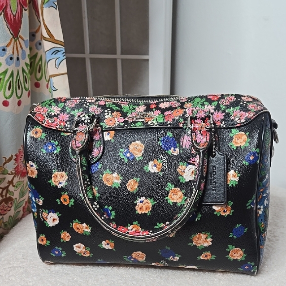 Coach Black Floral Handbag - Picture 3 of 17